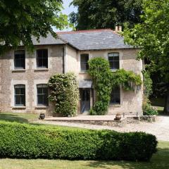 Trinity Farmhouse - Stunning House & Gardens!