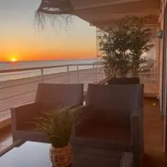 AP-4 XimoApartments A Primera Línea de Playa & Parking
