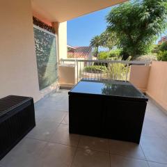 Antibes - 4 People - Swimming pool Tennis Park Parking