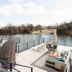 Luxury Lake LBJ Waterfront Home with Hot Tub and Boat Slip