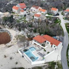Holiday house with a swimming pool Vrgorac, Zagora - 22798