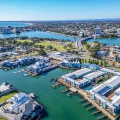 C Mandurah Apartment Resort