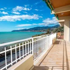 Mare di Liguria Apartment by Wonderful Italy