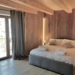 Boutique Alpine One-Bedroom by SupaStays - Via Lyssandrin 8