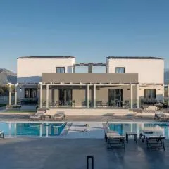 Pura Vida Villa, with 2 Pools, Spa Whirlpool & Sauna, By ThinkVilla