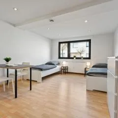 Moderne Unterkunft mit Garten und Terrasse