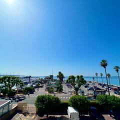 Golfe Juan - Seafront - 2 People - Parking