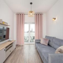 Cosy Apartment with Balcony in Rzeszów by Renters