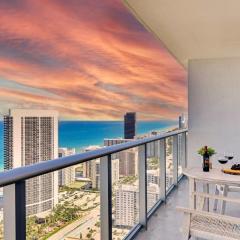 Oceanfront Balcony - Endless Views - Amazing Pools
