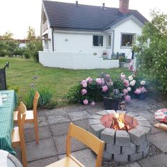 Nice holiday accommodation in picturesque Bralanda outside Vanersborg