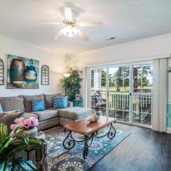 First Floor 2 Bedroom Condo with Golf Course Views-Magnolia Place 101 - Sleeps 6 guests!