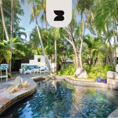 New Hidden Oasis by Brightwild- Waterfall Pool Close to Beach