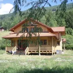 Komfortables Vollholzhaus in Fischertratten