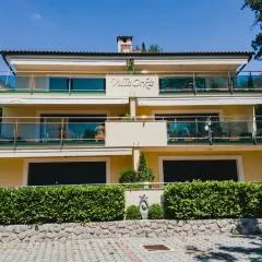 Apartments by the sea Omisalj, Krk - 21946