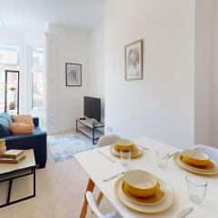Stylish and Modern 3 Bed Home - 5*