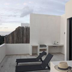 NEW Luxury PH with Private Terrace & Plunge Pool