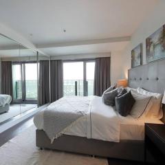Turnkey - Luxury 3BR Apartment - D1 Tower, Al Jaddaf