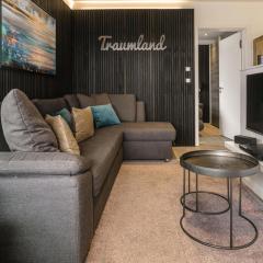 Baltic House Sandburg