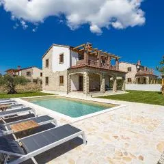 Gorgeous Home In Cabrunici With Wifi