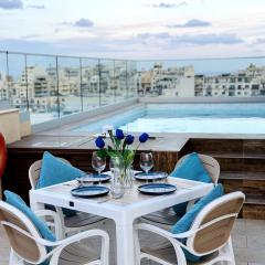 Luxury Ph With Rooftop Pool In Mellieha By Homely