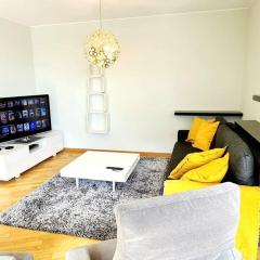 Luxury one bedroom flat with parking&balcony-Cent2