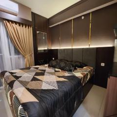 Apartemen Green Pramuka City by BOBOLELAP