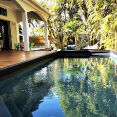 Villa Des palmes - piscine privée au bord du Lagon de la Saline