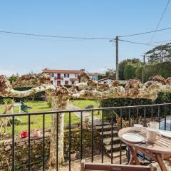 A Guéthary 300 m des plages dans un quartier calme