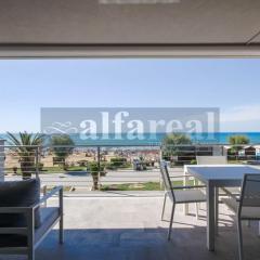 MIMMO 9 seafront apartment just 20mt from the beach