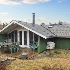 6 person holiday home in Ålbæk-By Traum