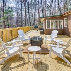 Bright Family Cabin in Lost City with Expansive Deck