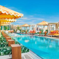 Moxy Downtown Los Angeles