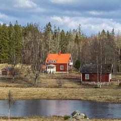 4 Bedroom Beautiful Home In Rrvik