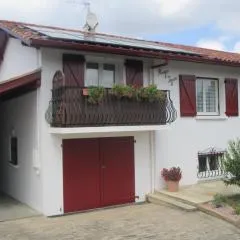 Studio entre montagne et mer