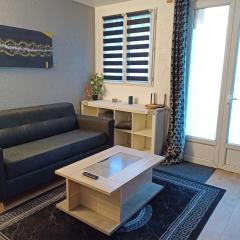 Cosy Studio in Nogent-sur-Marne, City Centre, WiFi