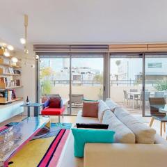 Colorful Shenkin 3-BR by HolyGuest