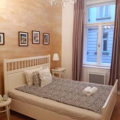 Lovely Secret Home Astoria