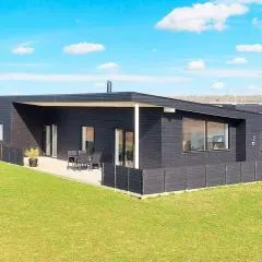 8 person holiday home in L kken