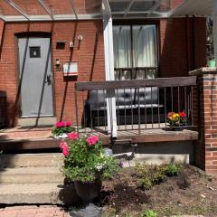 Guest room with sheared bathroom
