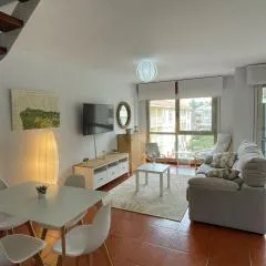 Duplex 1aLinea PLAYA Incluye PARKING PRIVADO y TRASTERO Wifi FIBRA alta velocidad