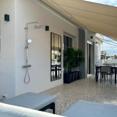 R1 Blue Paradise Private Terrace Jacuzzi