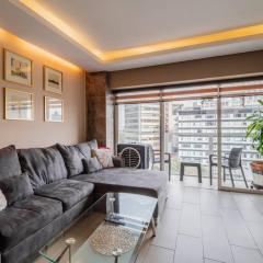 COZY 2-floor CONDESA 2BR Wi-Fi 300Mbps, A/C, Pool, Gym