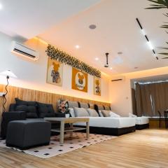 Mount austin#akademik suites#austin center