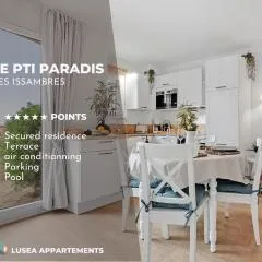 Le PTIT PARADIS, piscine - tennis