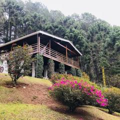 Casa dos Pinheiros Campos do Jordão