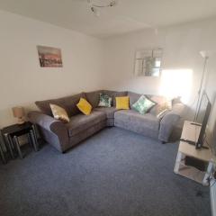 3 bedroom sleeps 4 in Glenrothes