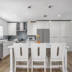 Gorgeous Grove Contemporary Home