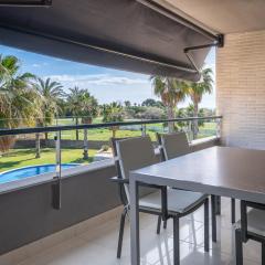 AT115 Completamente equipado, con piscina y cerca de la playa