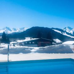 Ferienhaus in Seefeld In Tirol mit Großer Terrasse