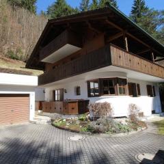 Appartement in Garmisch-Partenkirchen mit Kleinem Garten